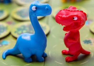 Když potká sob soba, mají radost oba! Když potká diplodocus T-rexe, má radost Váš protihráč..Ale vy alespoň získate 3 body...